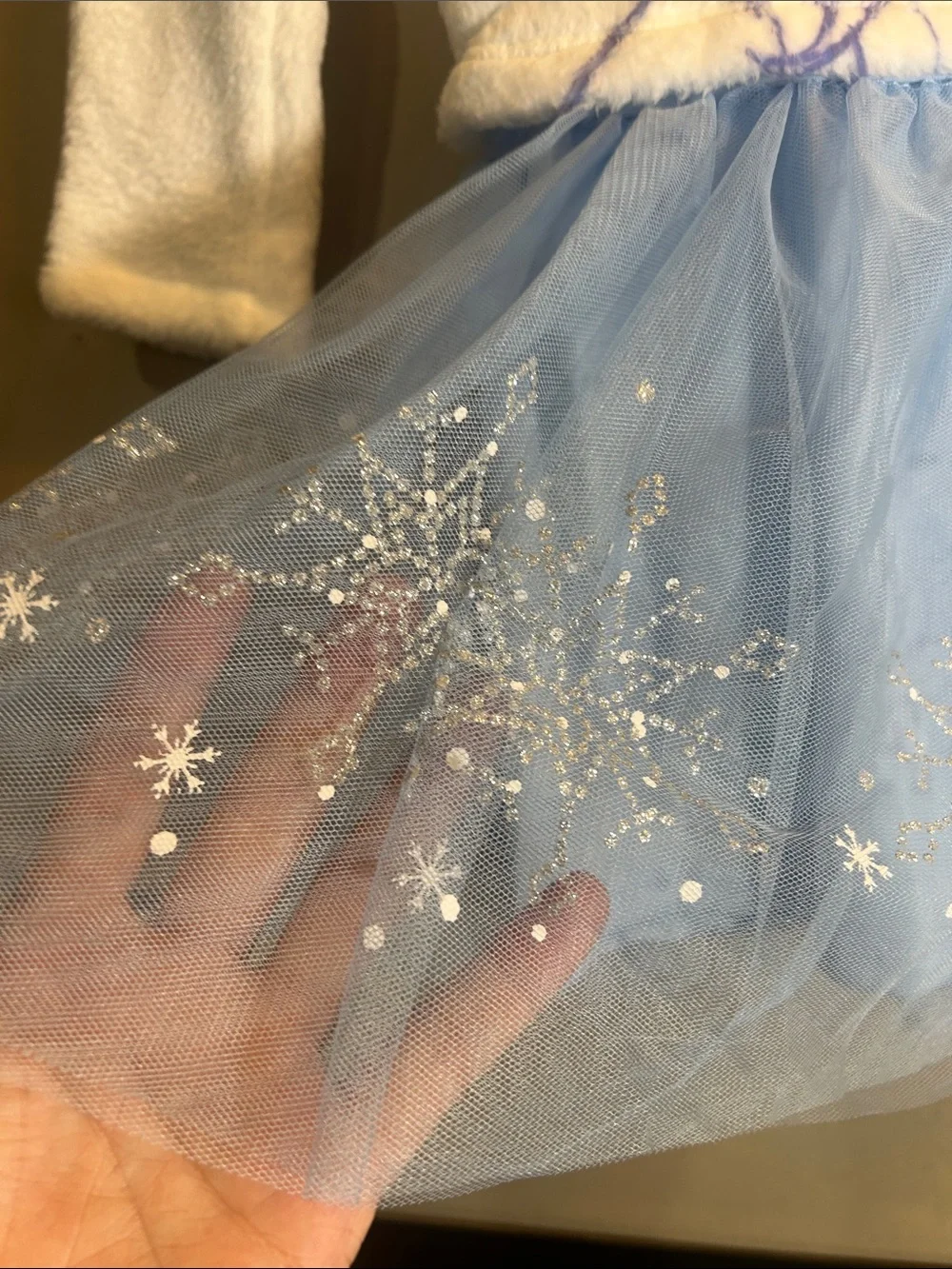 Girls Disney Frozen Two White & Light Blue Elsa Tulle Dress 4T.